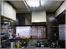 住宅リフォーム　キッチン　トイレリフォーム　外装リフォームのオオスカ建築（愛知県額田郡の工務店）：リフォーム前のキッチン