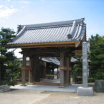 愛知県：お寺の山門　地盤改良から細部の彫刻まで修繕